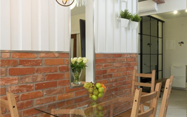 Apartamenty Cozy 39 Lake na Shakhmatnoy 2V