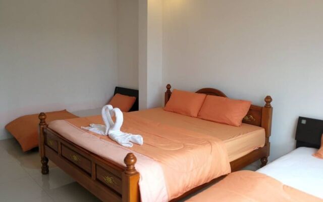 Sukanda Pool Villa Huahin