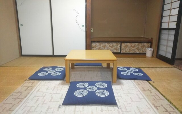Tomo's hut in Japanese old style