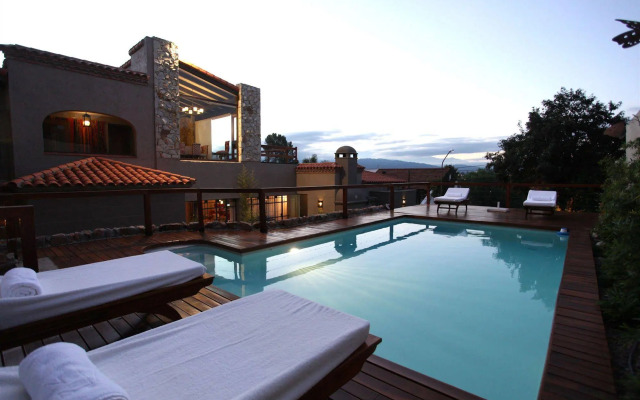 Kkala Boutique Hotel