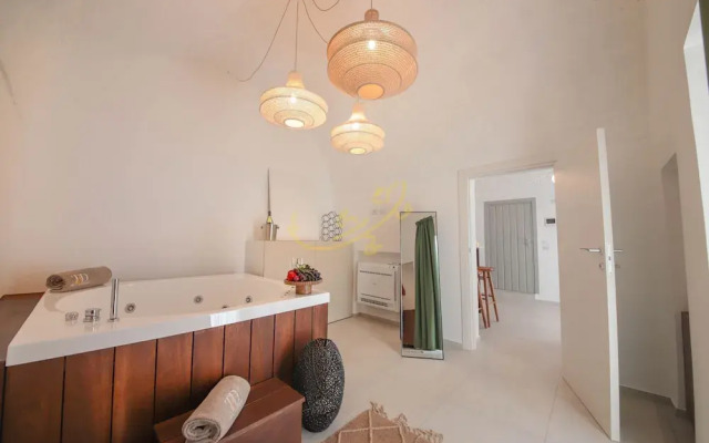 TD Palazzo Maris Il Gozzo Townhouse With Sea View