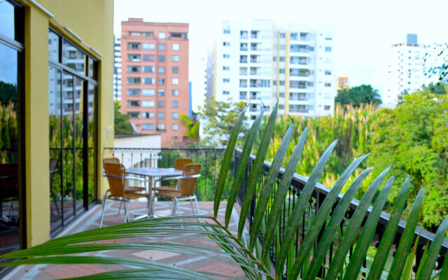 Hotel Pinares Plaza