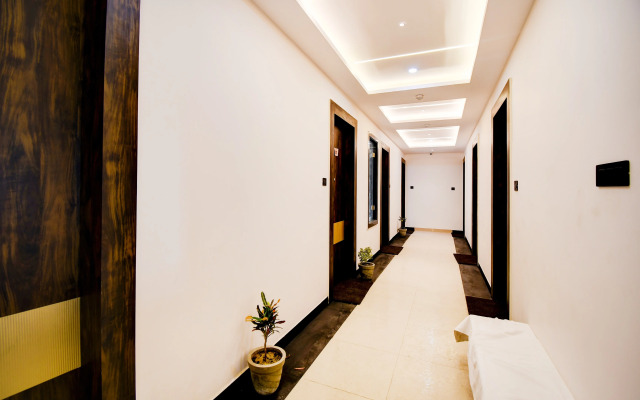 Super Townhouse Oak Ratanpur Panki