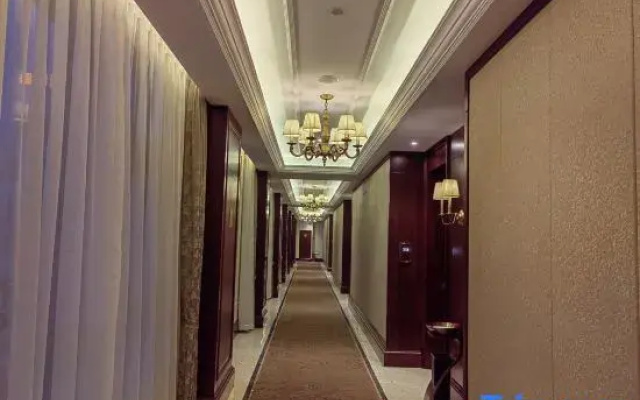 Neixiang Feilong Home Hotel