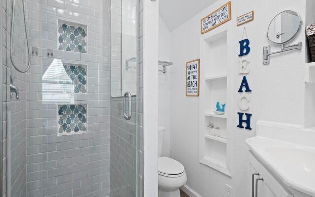 Mermaid Bay - Downtown