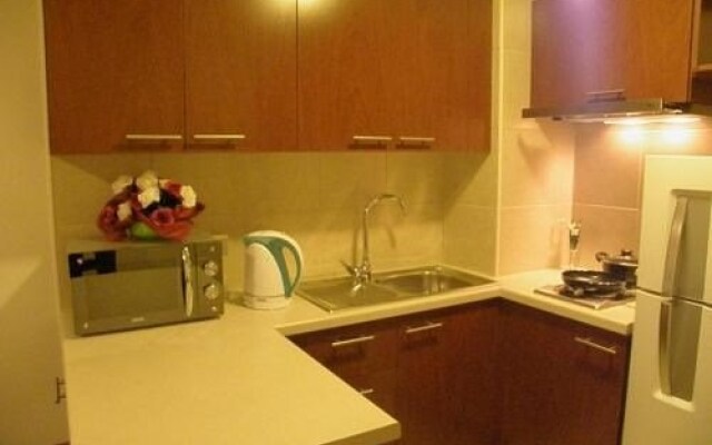 YQ Santiago Suites