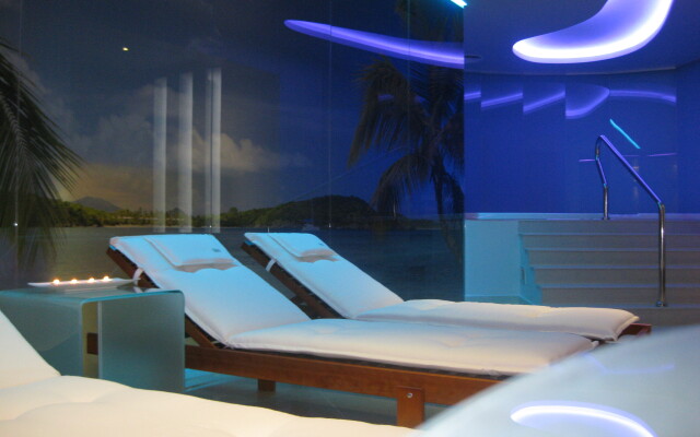 Hotel Phoenix