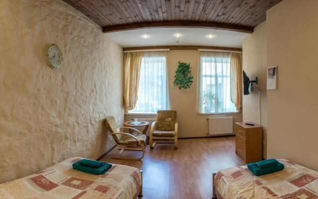 Hotel Leo