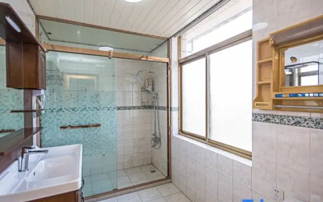 Yangzhou Zizhuhai Inn