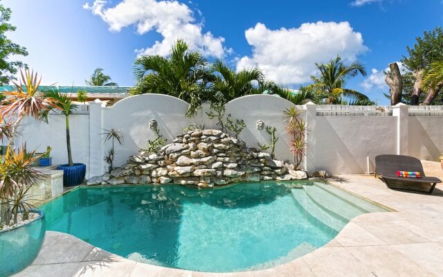 Dream Villa Simpson Bay Vittoria Beachfront