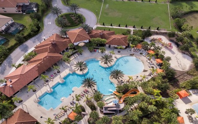 Modern 8BR Villa w Pool SPA Close to Disney