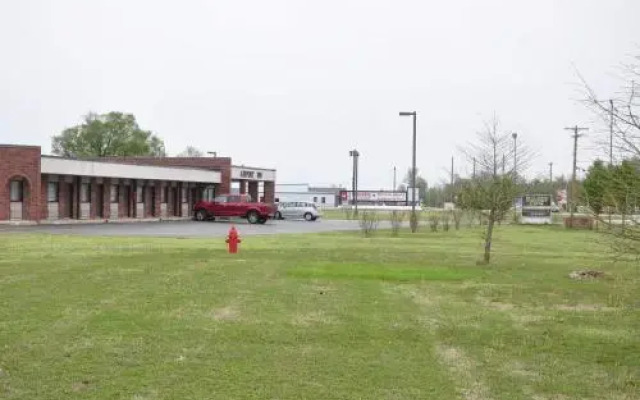 OYO Malden Airport Inn