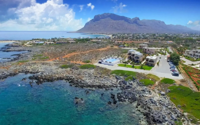 Nanakis Beach Hotel