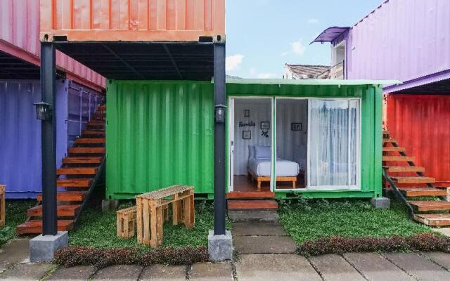 Container Smart Stay (CSS)