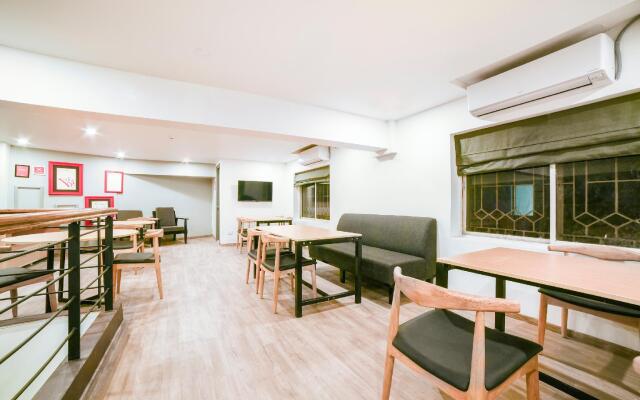 OYO Townhouse 364 Richmond Road