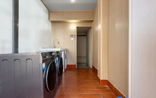Jintai Hotel (Guangzhou Beijing Road Pedestrian Street Yide Road Metro Station Branch)