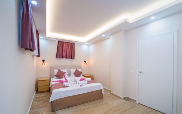 Charming Flat With Shared Pool in Oludeniz
