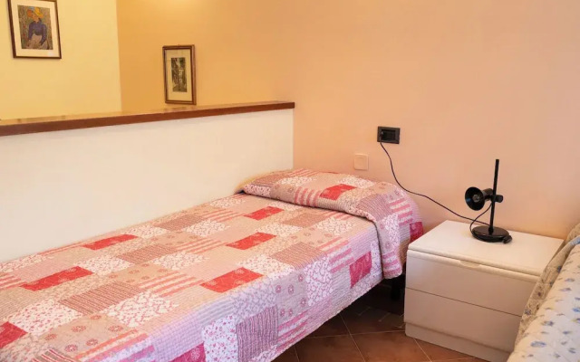 Suite Carla Cozy Apartment in Petrasanta Center