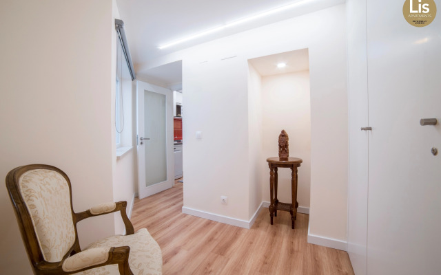 Lis Apartments