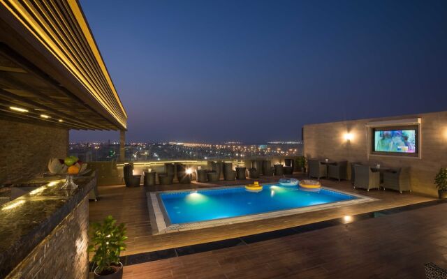 Naviti Warwick Dammam