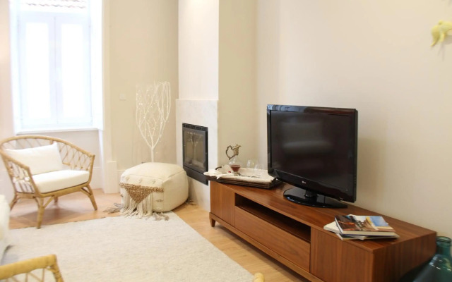 Blue Twenty Two - Espinho / Oporto Beach