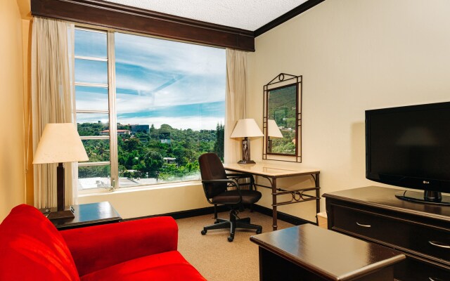 Plaza Hotel and Suites