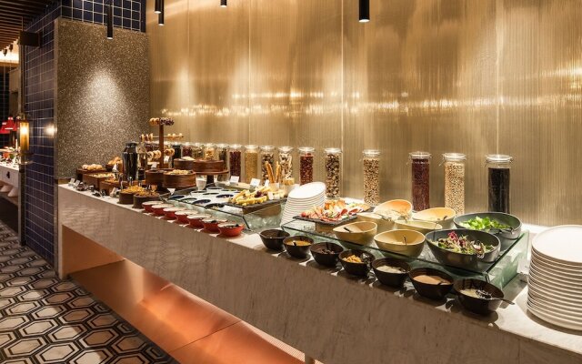 Imperial Traders Elong Hotel