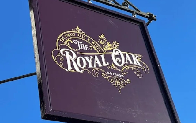 The Royal Oak Hotel and Restaurant