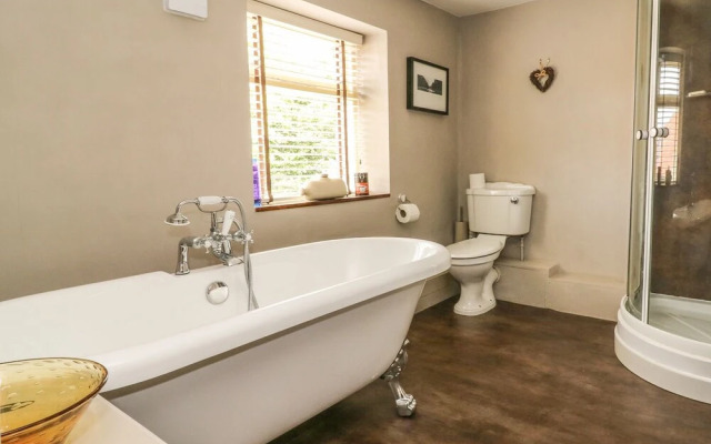 Ashknott Cottage