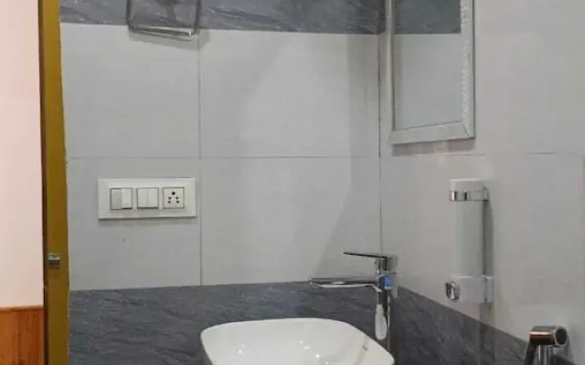 Tirthan Villa Resort