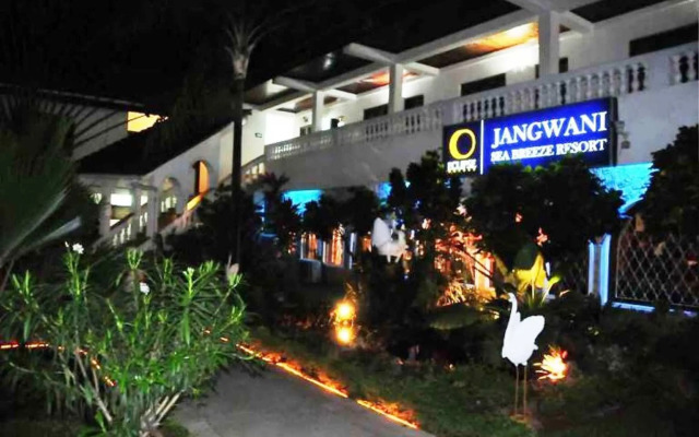 Best Western Jangwani Sea Breeze Hotel