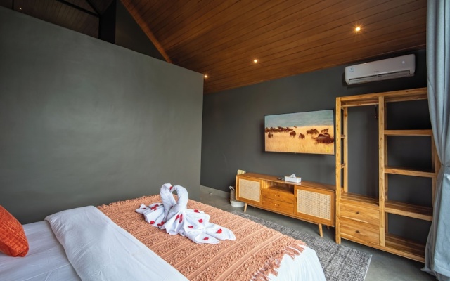 Senja Luxury Villa Ubud – Guest Rooms – Sukawati