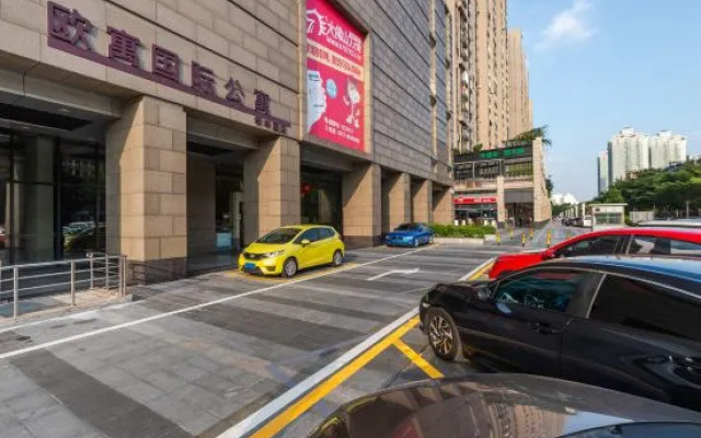 Posi Ouyu Apartment (Foshan Jihuayuan Metro Station)