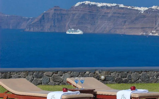 Santorini Princess Presidential Suites