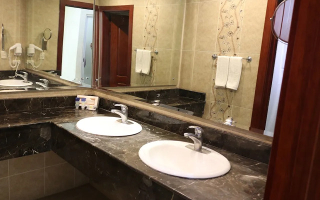 Bq Princess Hotel & Casino