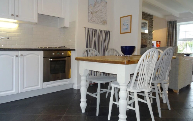 Kingfisher Cottage