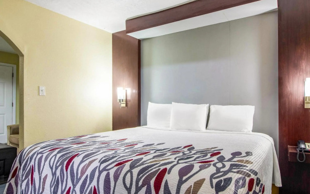 Rodeway Inn & Suites Houston near Medical Center