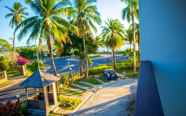 Ramada Suites by Wyndham Seafront Coral Coast