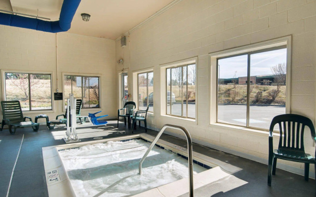 Comfort Suites Abingdon I-81