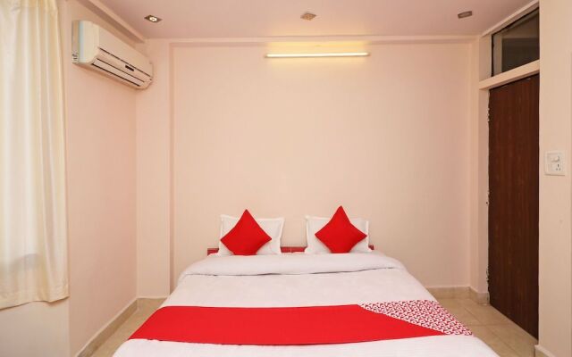 OYO 13884 Holiday Homes