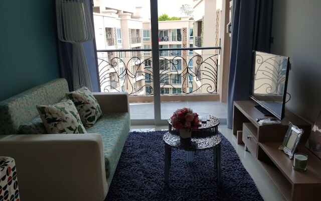 Atlantis Condo Resort Pattaya by Trirong