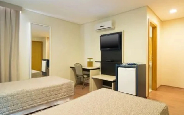 Hotel Financial Ltda