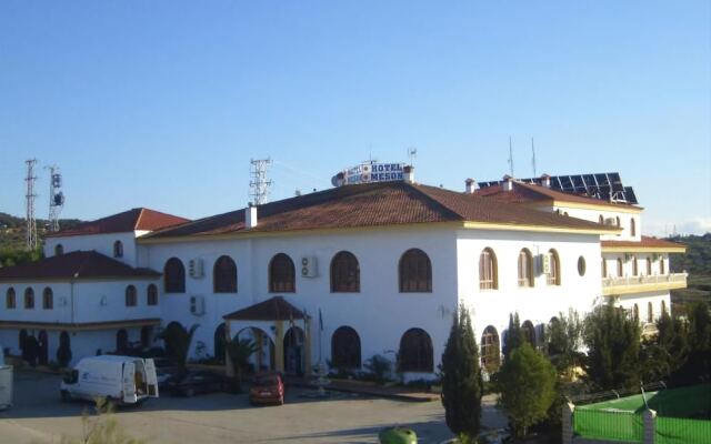 Fuente del Pino .