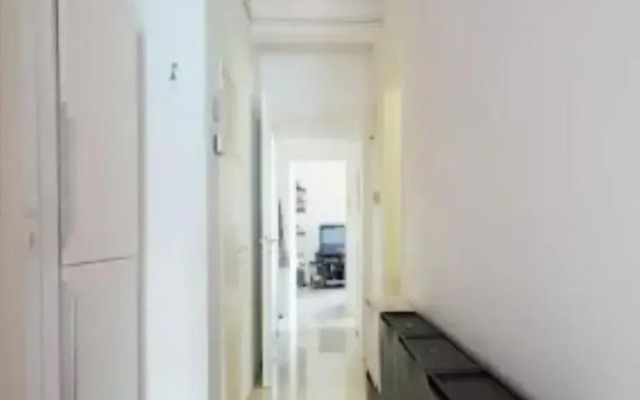Spacious 2b/r Stay at Glyfada's Center