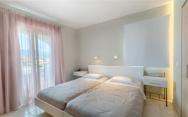 Louvre Hotel