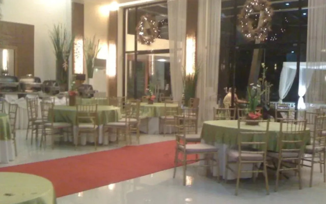Lantaka Hotel by the Sea