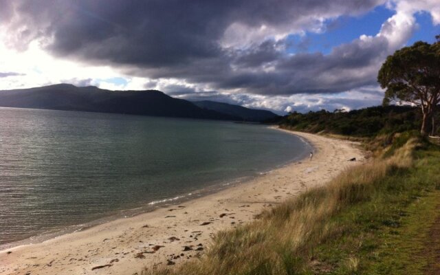 Discover Bruny Island Holiday Accommodation