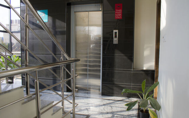 OYO 378 Aira Apartments Near Manipal Hospital