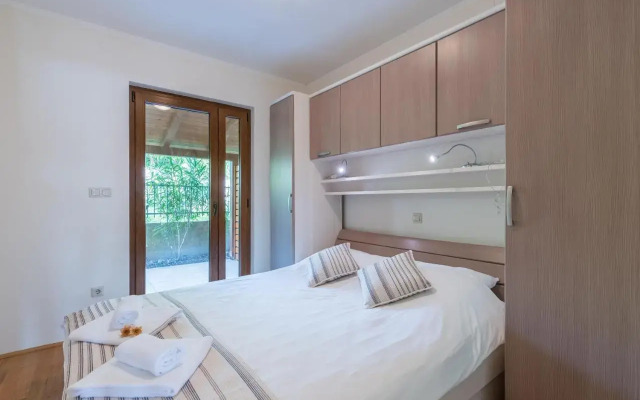 Apartments Insula Aurea