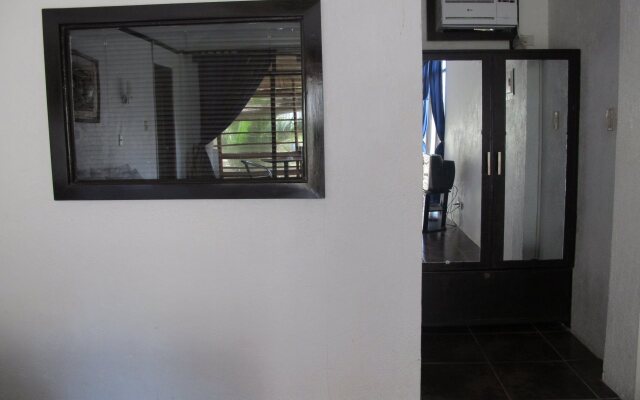 Mito's Palace Boracay